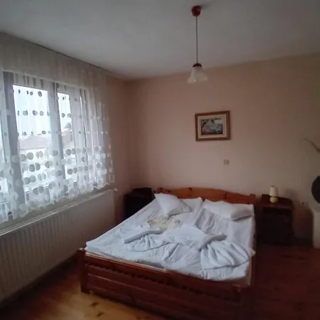 къща гергана * Dobrinishte